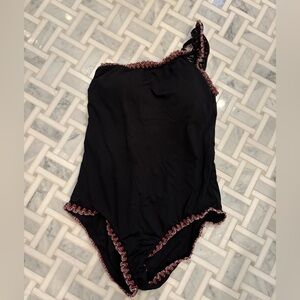 BECCA One-Shoulder Black and Pink Swimsuit